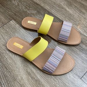 Qupid Sandals